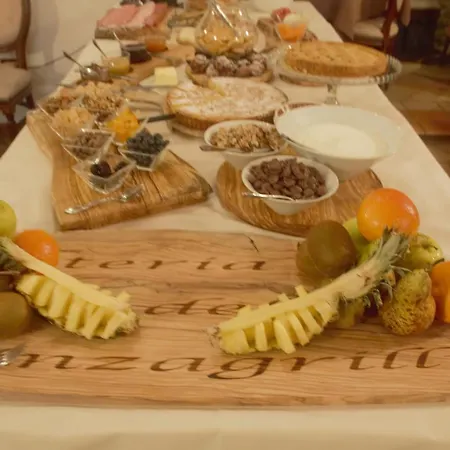 Il Sogno Del Pinzagrilli Couette-café