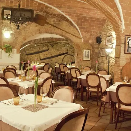 Il Sogno Del Pinzagrilli Couette-café Guardistallo